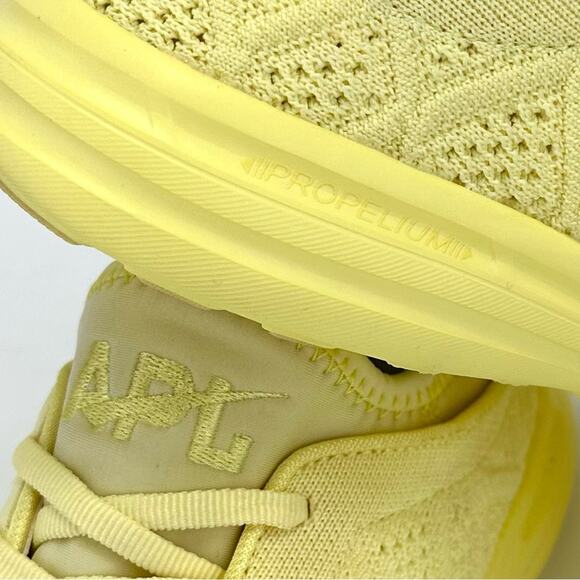 APL Techloom Phantom Women Running Shoes/Sneakers Size 8.5 Yellow Laced Slip-On - Picture 5 of 16